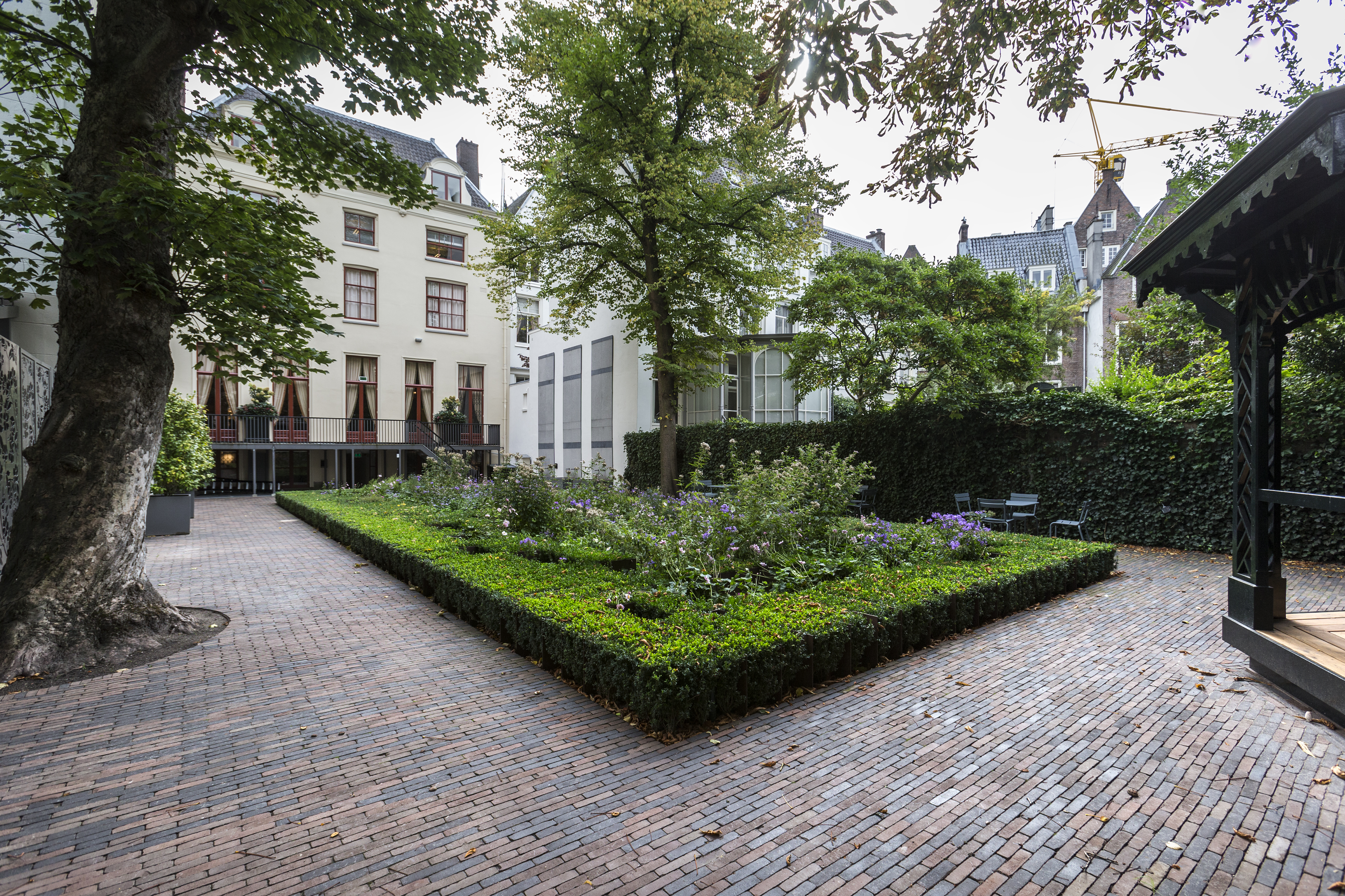 Der einzigartige Innengarten des „Grachtenhuis“ in Amsterdam  