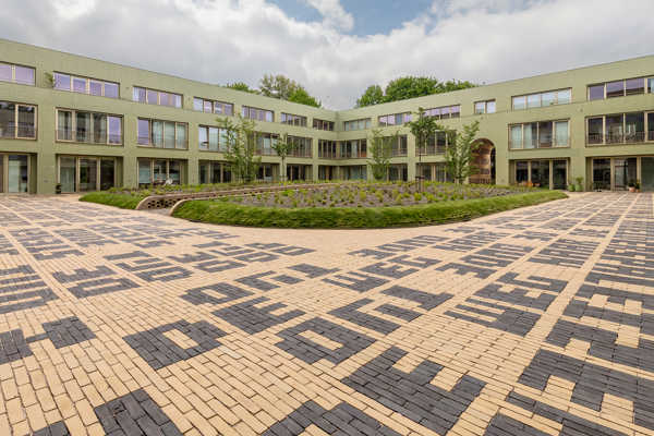 Das Projekt Spaarndammerhart in Amsterdam ehrt die historische Tradition und vereint Architektur, Kunst und Natur