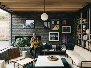 Linea 6012 prägt die Architektur und verweist auf die Vergangenheit des Ortes