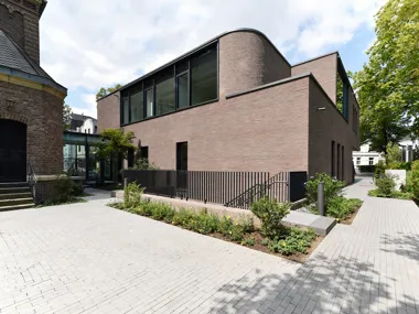 DEEN ARCHITEKTEN stellen Gemeindezentrum an der erlöserkirche in Bonn Bad Godesberg fertig