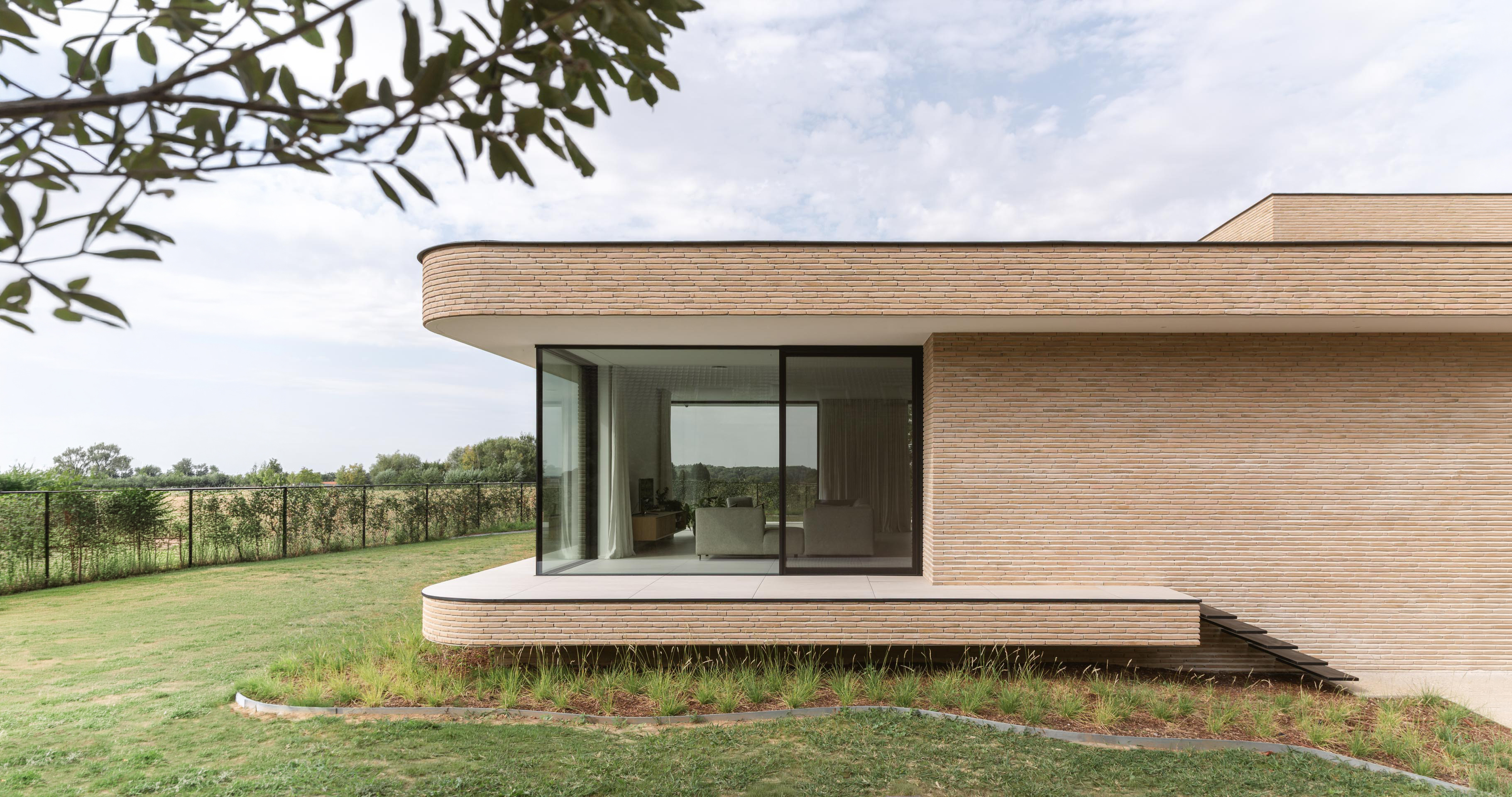 Architectenvilla waar privacy en open ruimte samenkomen